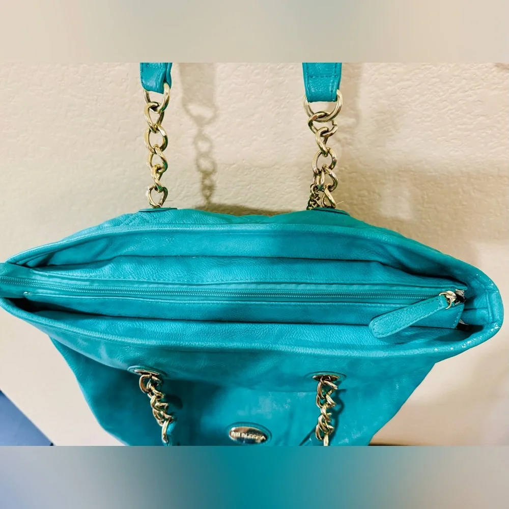 Big Buddha Turquoise Quilted Floral Glam Bag with Gold Chain Accents Luxury - Picture 7 of 16
